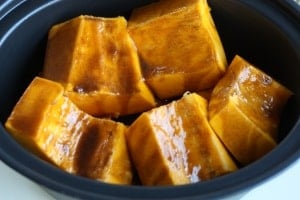 Cooking Squash in the Slow Cooker. Did you know cooking squash could be so simple?